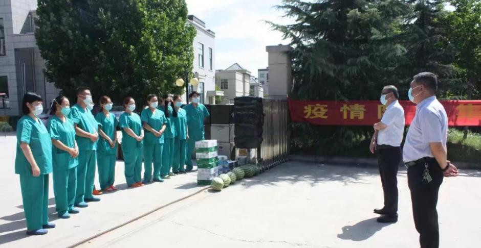 ���������t(y��)ԺԺ�L(zh��ng)����ο��(w��n)һ�������ˆT