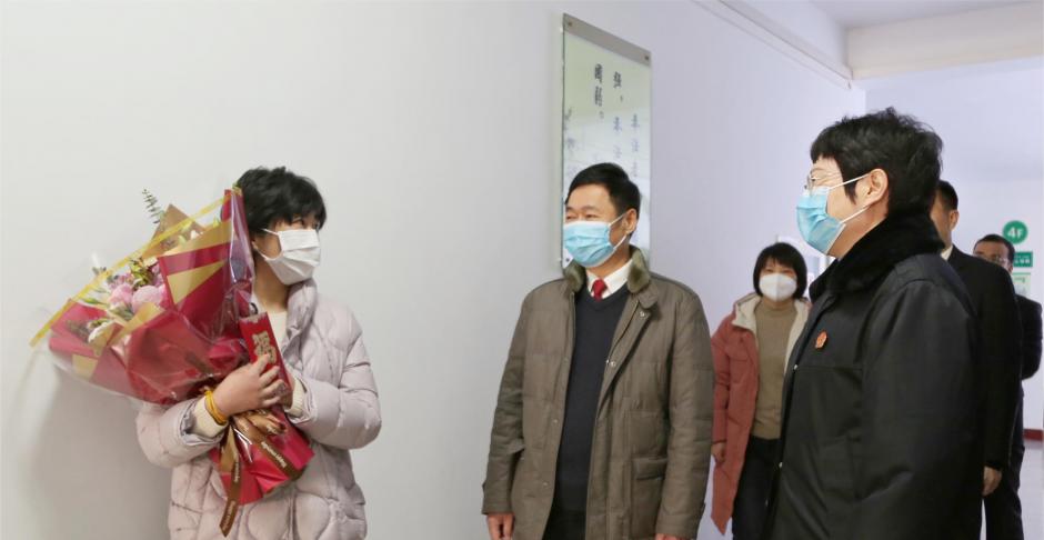 ����ԺԺ�I(l��ng)��(d��o)��ʿ�������W(xu��)��һ�е���ɽ�h��Ժ����ο����(y��u)�㷨��κ╭tͬ־